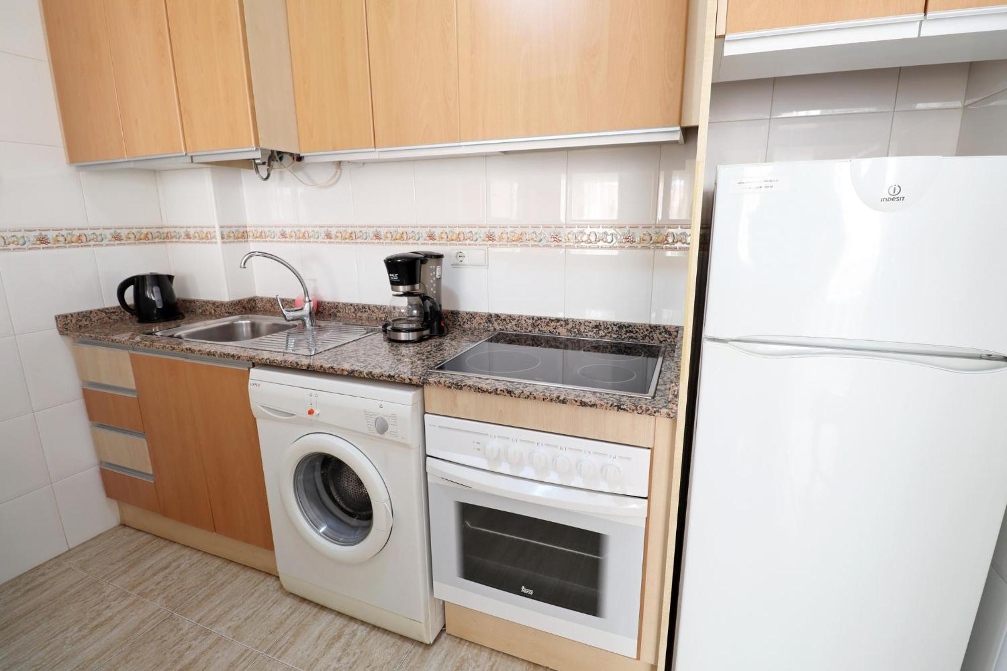 Apartament Ricardo La Mata Torrevieja Exterior photo