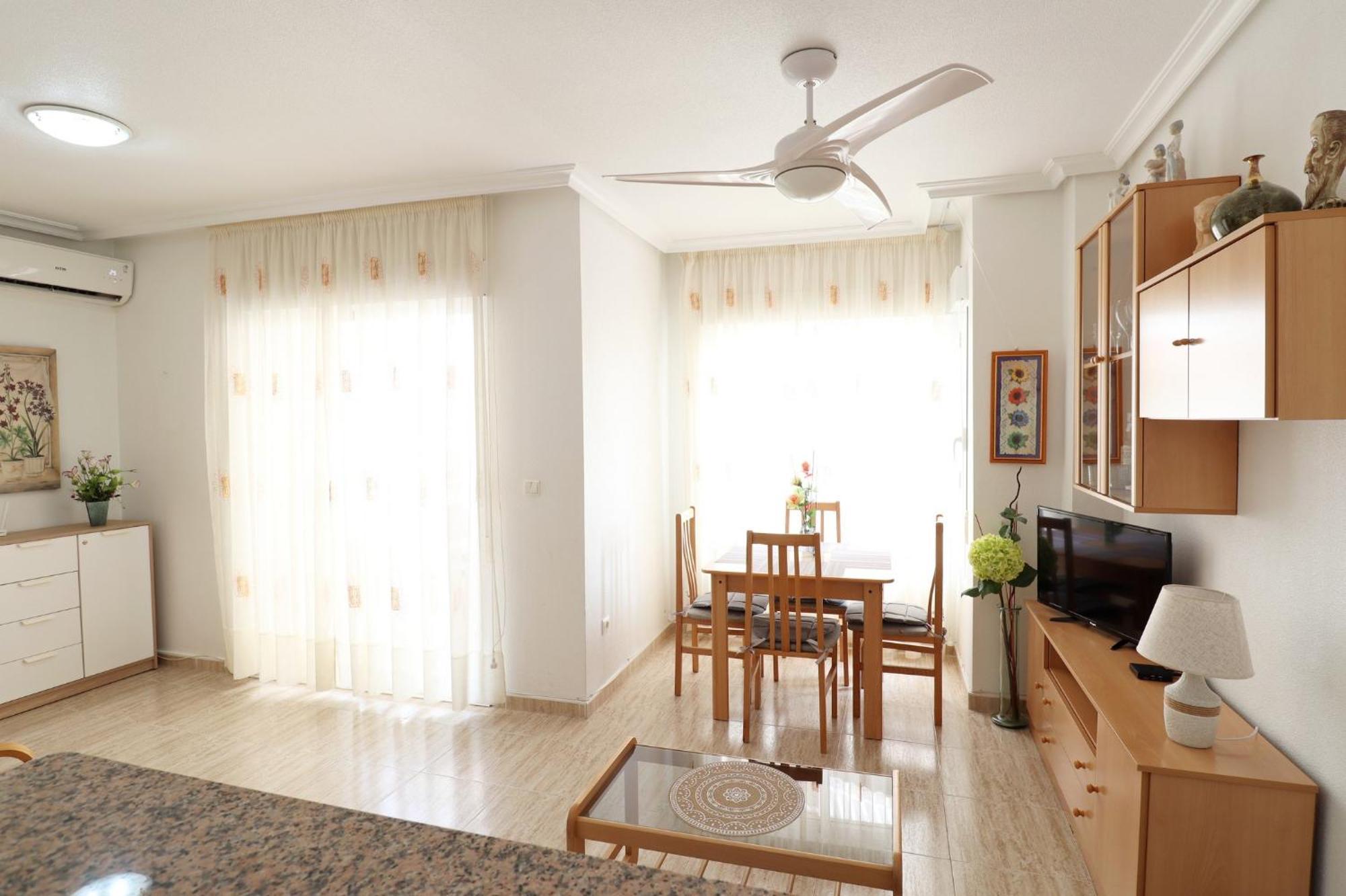 Apartament Ricardo La Mata Torrevieja Exterior photo