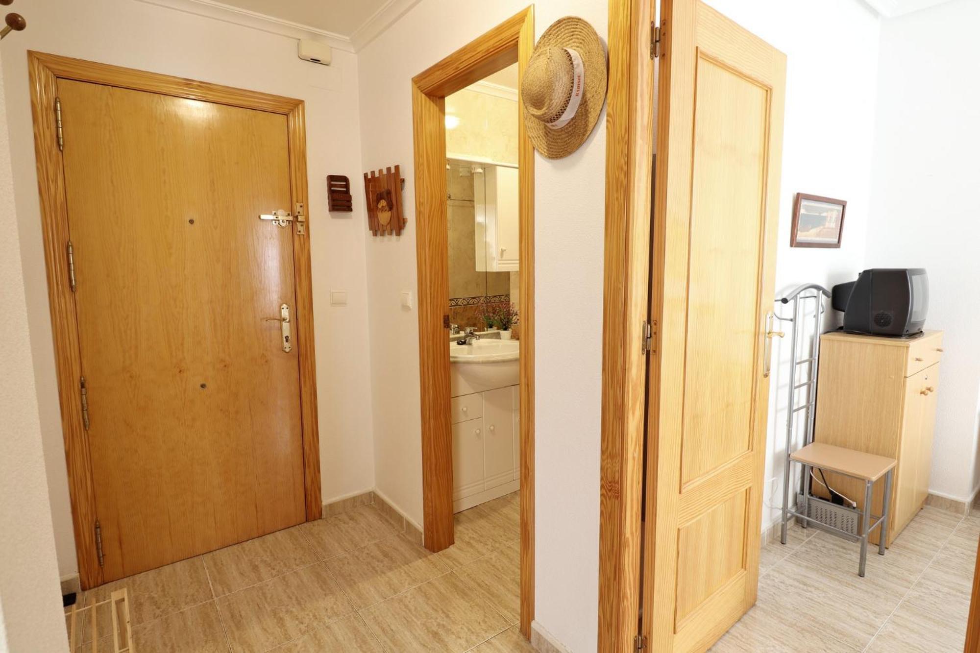 Apartament Ricardo La Mata Torrevieja Exterior photo