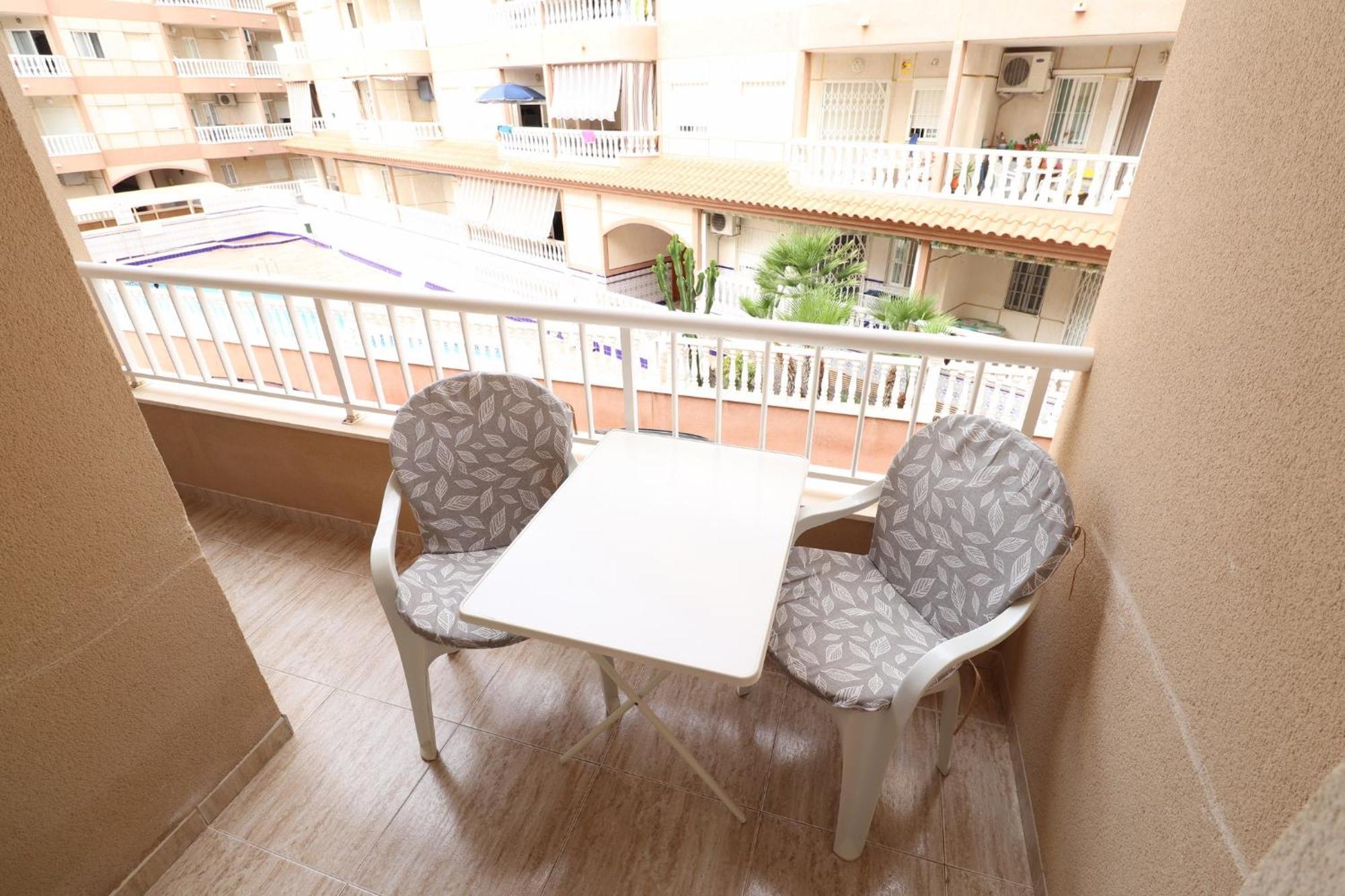 Apartament Ricardo La Mata Torrevieja Exterior photo