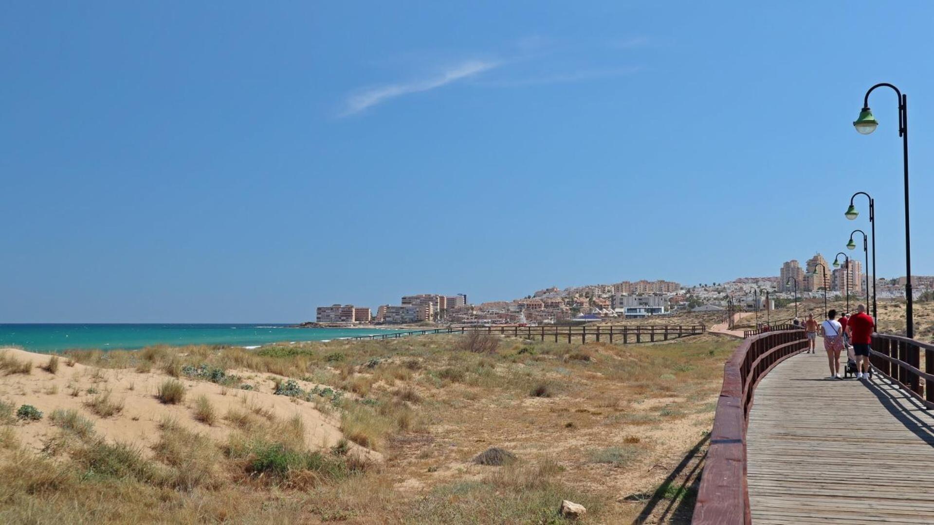 Apartament Ricardo La Mata Torrevieja Exterior photo