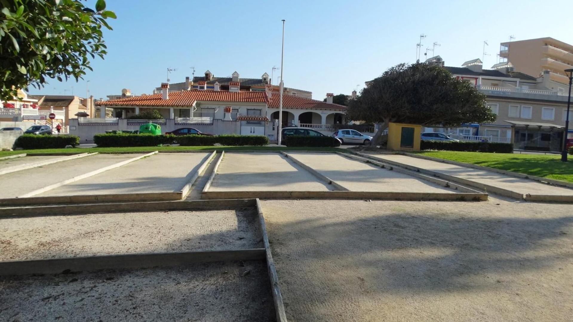 Apartament Ricardo La Mata Torrevieja Exterior photo